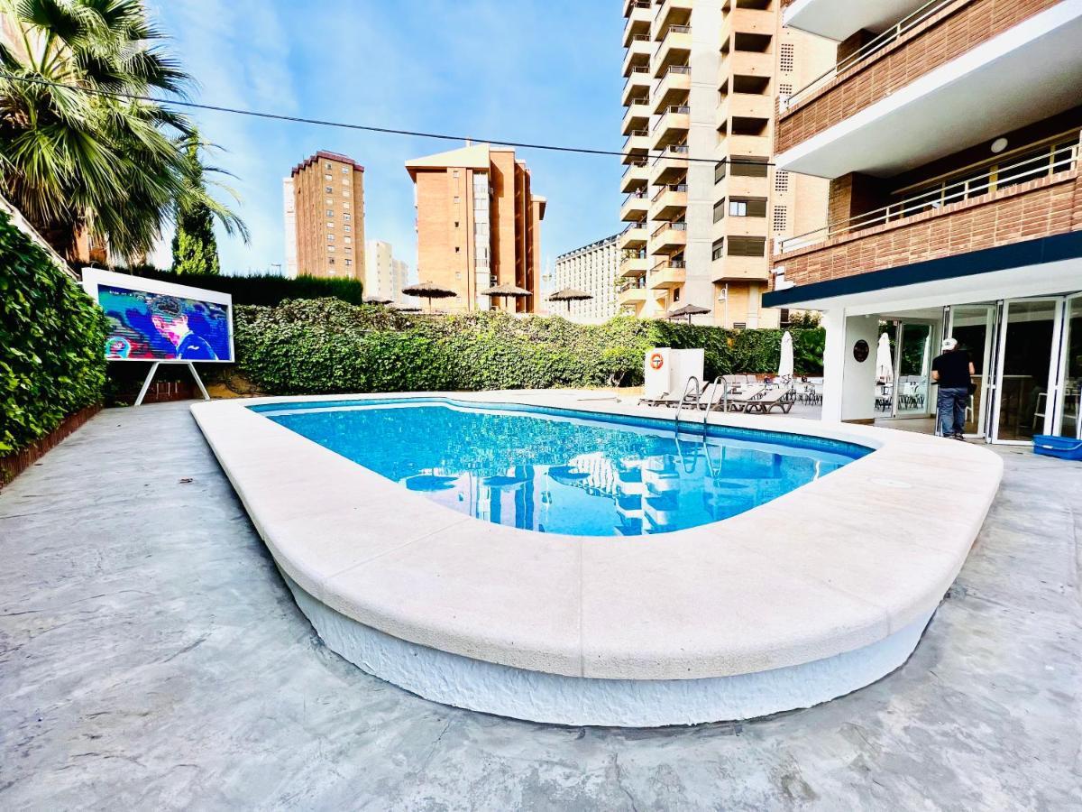 Trebol One Apartments By Mc Benidorm Eksteriør billede